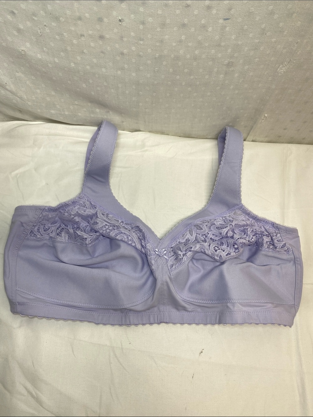 Glamorise Soft Lace Wireless Bra in Light Purple